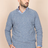 Der Rodna Pullover aus Merinowolle mit V-Ausschnitt – Arktisblau